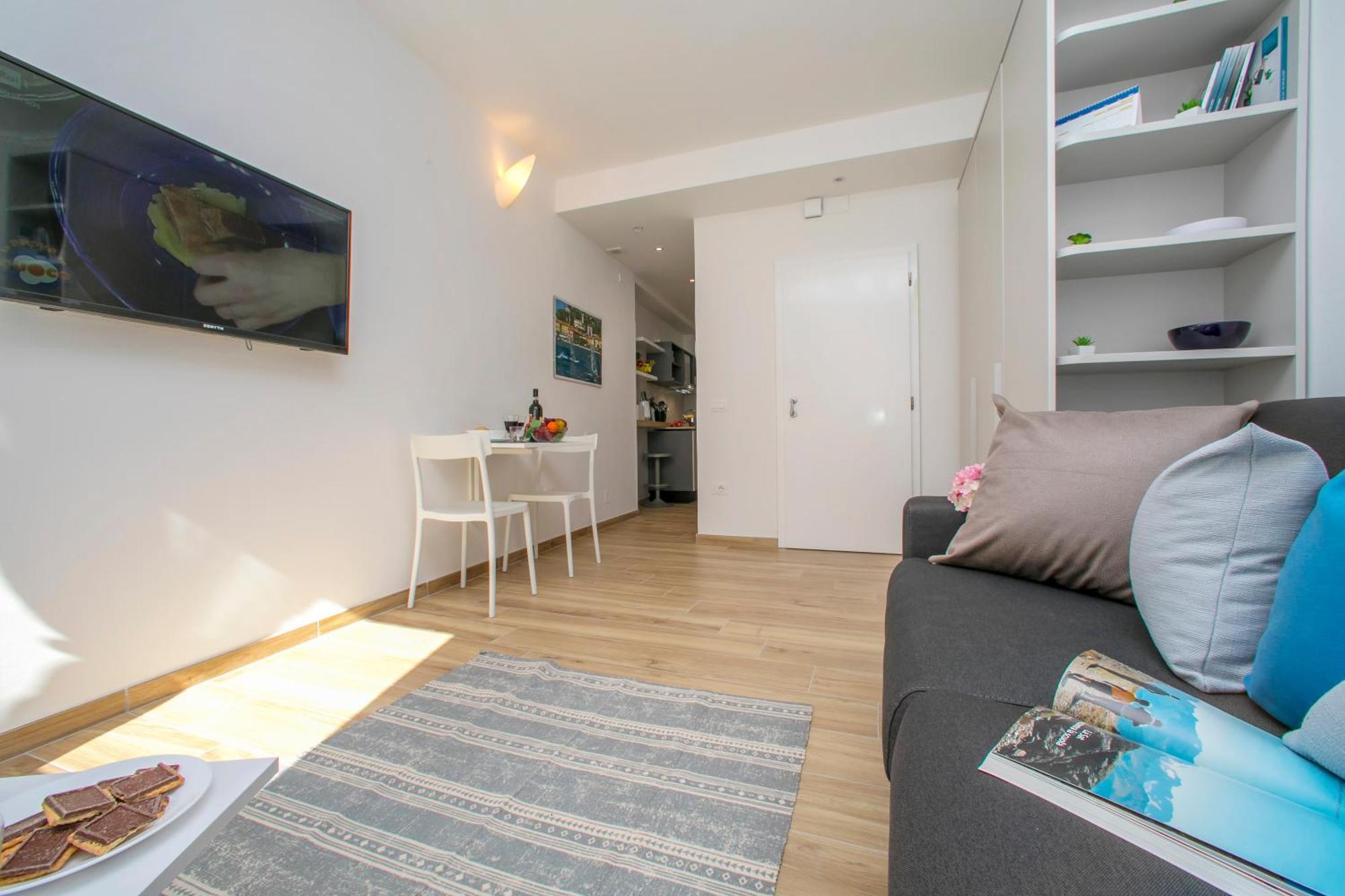 Nido Sui Tetti Di Riva Del Garda - Happy Rentals Ngoại thất bức ảnh