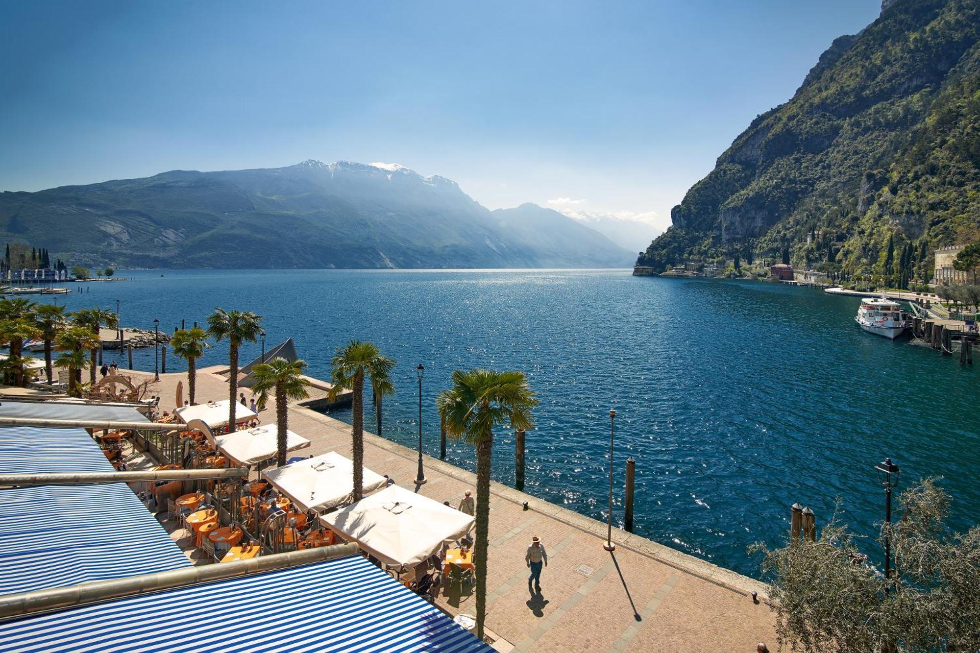 Nido Sui Tetti Di Riva Del Garda - Happy Rentals Ngoại thất bức ảnh